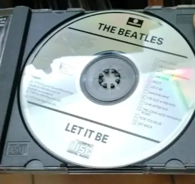 CD The Beatles Let It Be en muy buen estado - miniatura 3