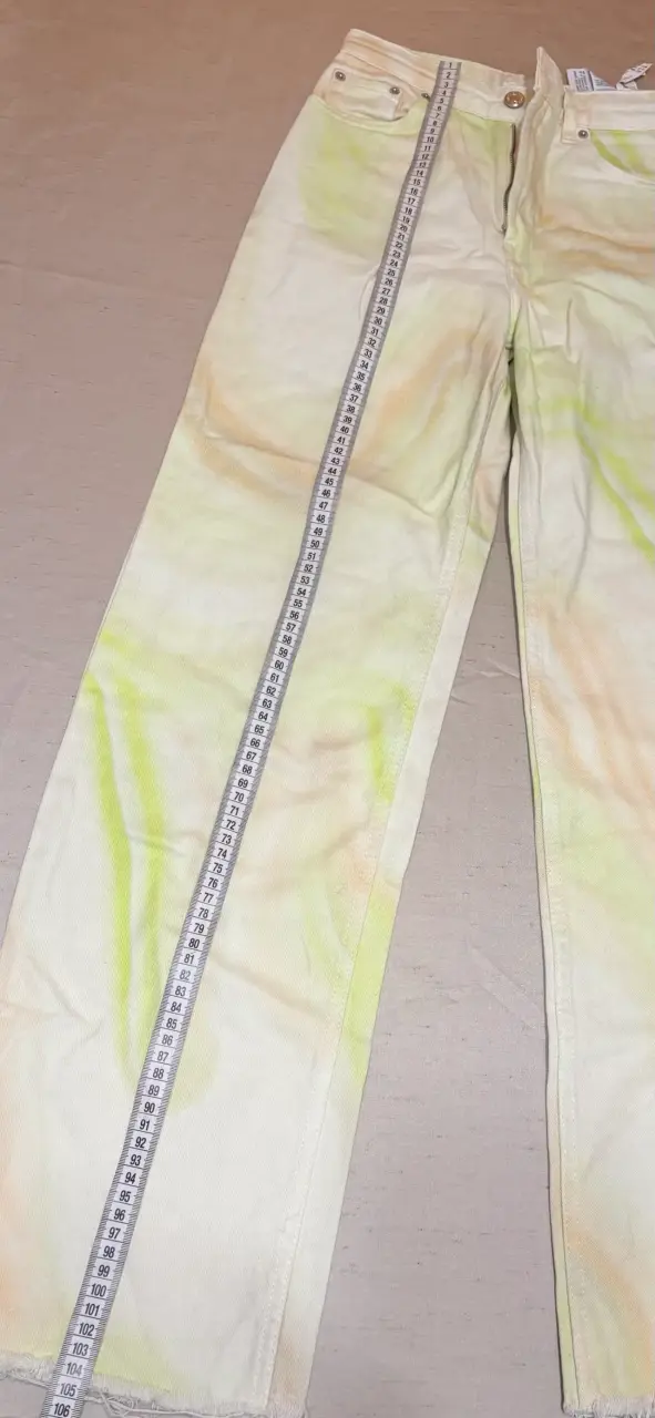 Pantalón stradivarius talla 34 - 4