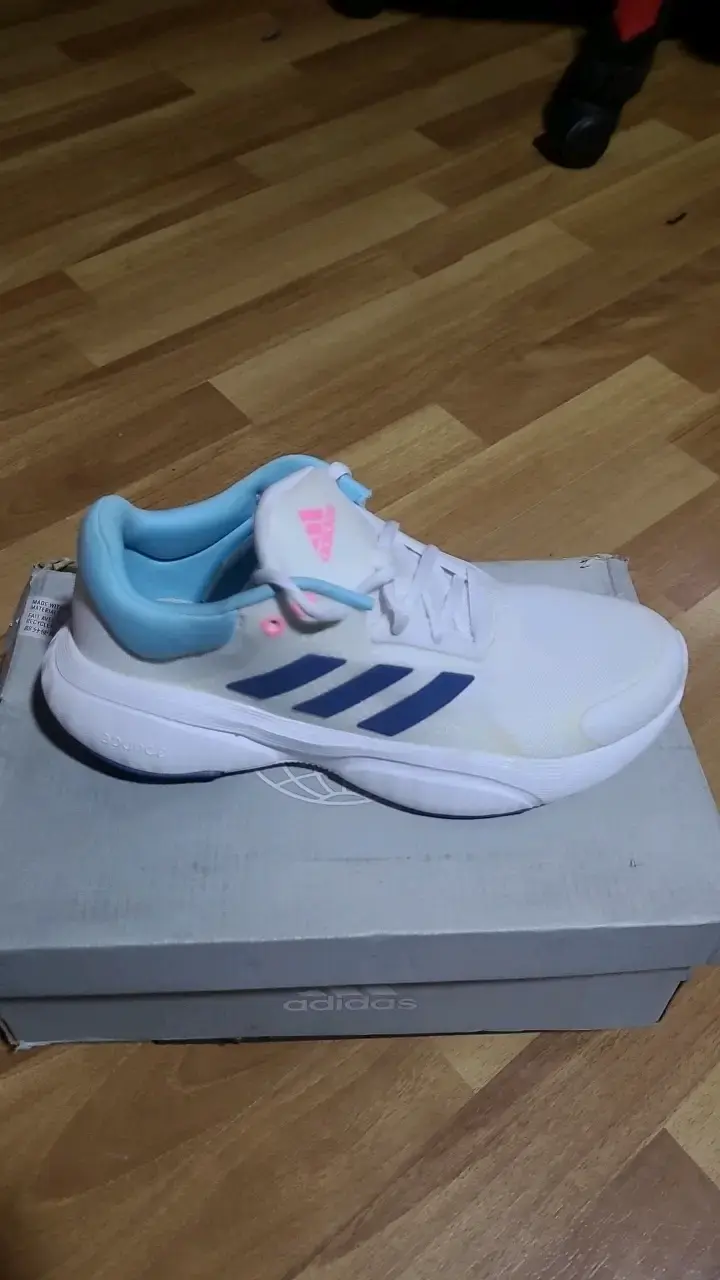 Zapatillas deportivas blancas Adidas para mujer - 3
