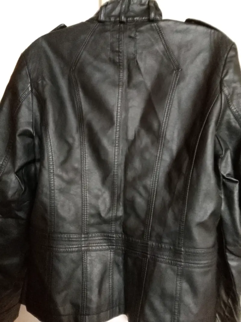 Chaqueta de cuero sintético negra para mujer - 4