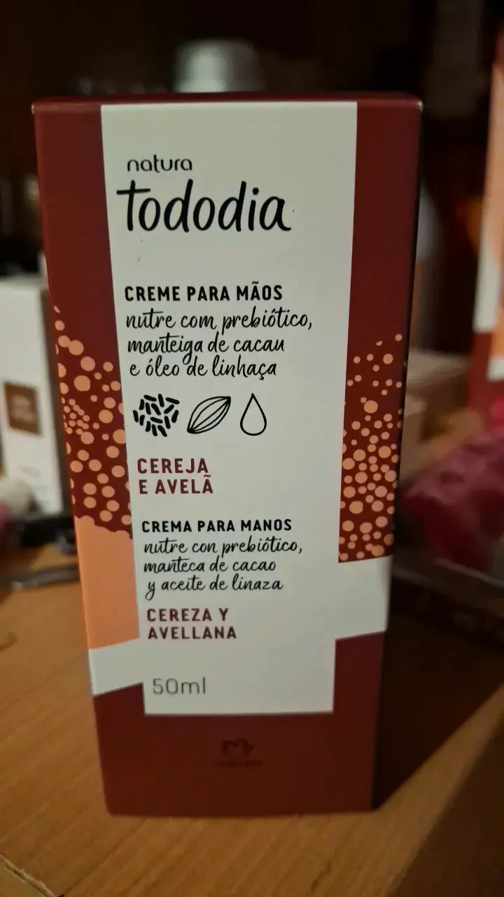 Crema de manos Natura Tododia Cereza y Avellana 50ml