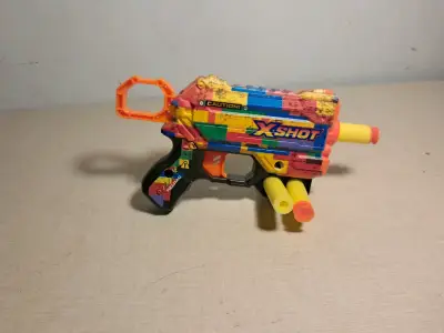 Pistola de Juguete X-Shot Multicolor con Dardos - miniatura 3