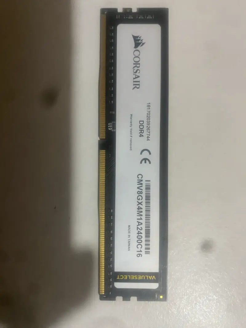 RAM Corsair ValueSelect DDR4 8GB - 2