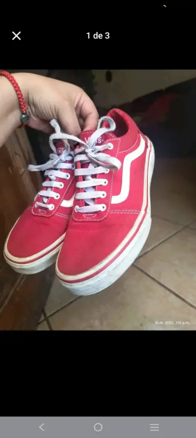 Zapatillas Vans rojas clásicas para jóvenes - miniatura 1