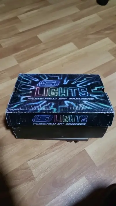 Zapatillas Skechers con luces para niños - miniatura 5