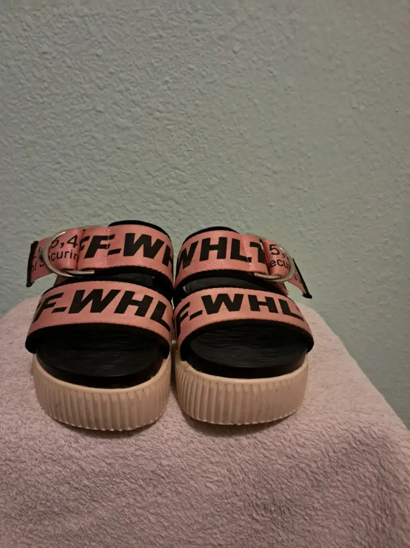 Sandalias de plataforma con correas ajustables - 4