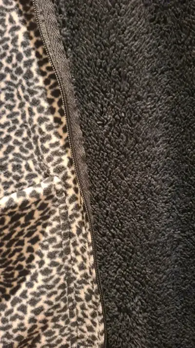 Chaqueta de lana con estampado animal print - miniatura 3