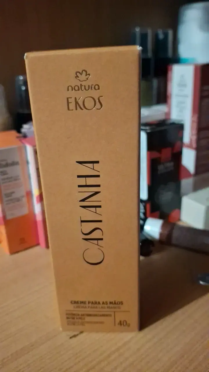 Crema de manos Natura Ekos Castaña 40g