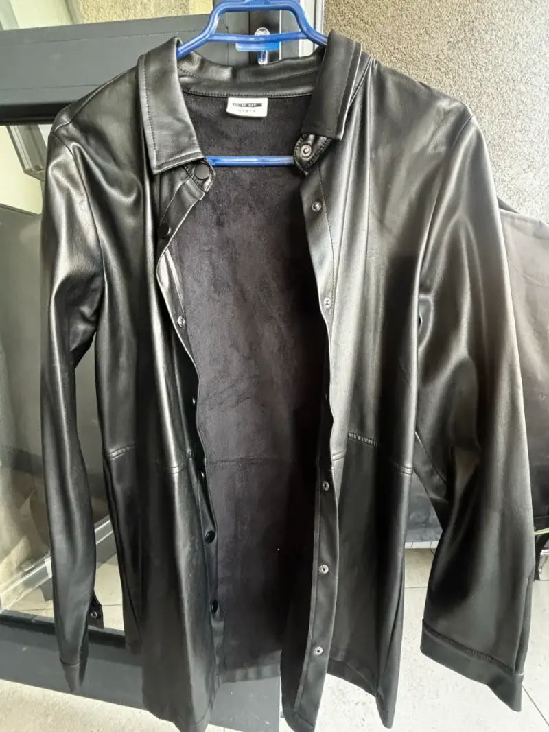 Chaqueta de cuero sintético negra Noisy May - 1