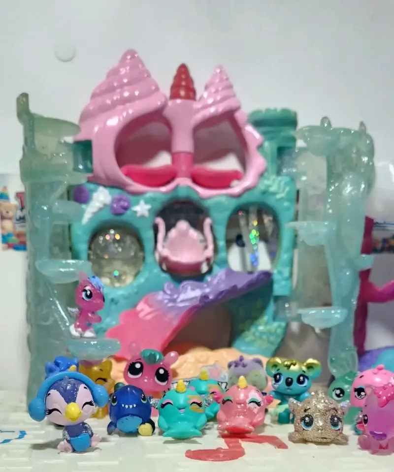 Lote Hatchimals con luces y figuras. - 6