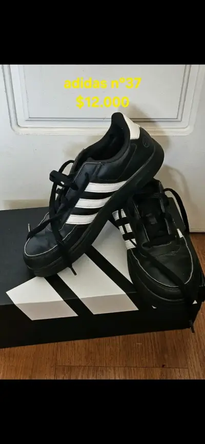 Zapatillas Adidas negras talla 37 - miniatura 1