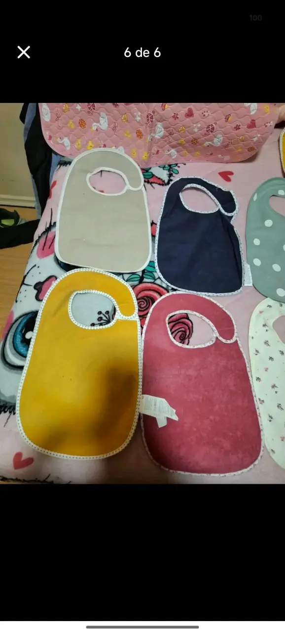 Set de 12 Baberos para Bebé de Colores Variados - 6