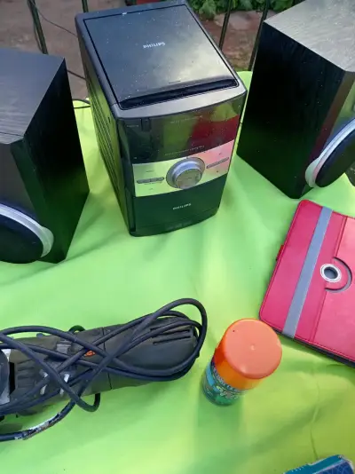 Sistema de sonido Philips con parlantes - miniatura 1