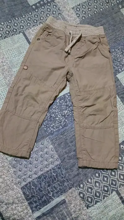 Pantalones cargo beige para niños - miniatura 1