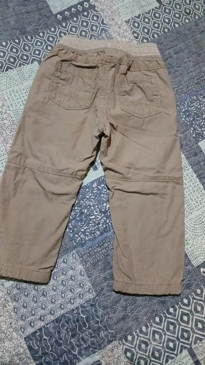 Pantalones cargo beige para niños - 2