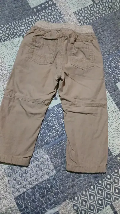 Pantalones cargo beige para niños - miniatura 2
