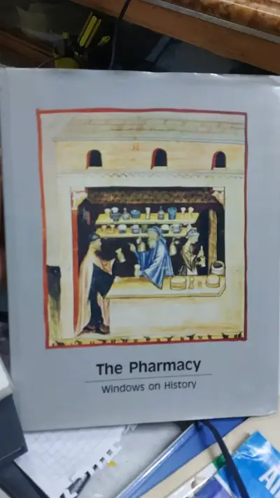 Libro The Pharmacy Windows on History - miniatura 1