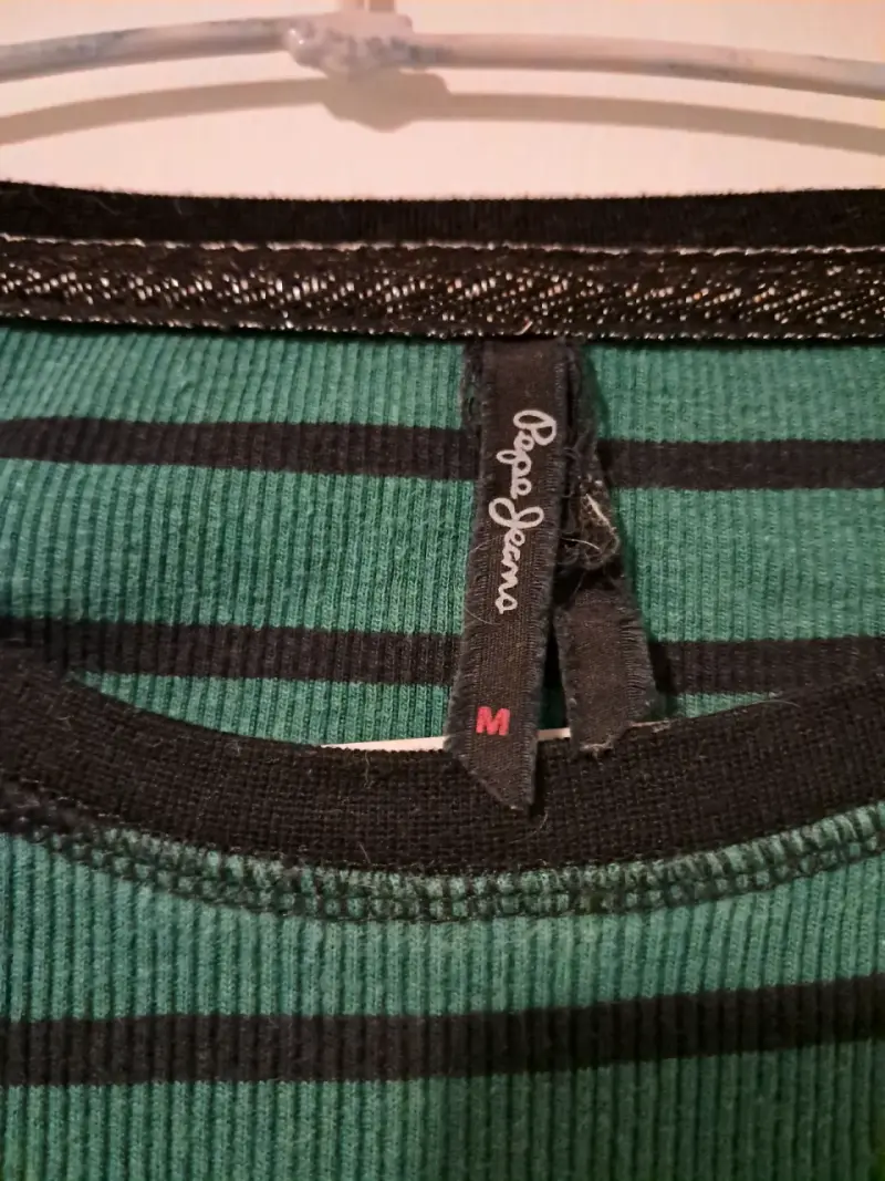 Polera de rayas verde con encaje para mujer - 3