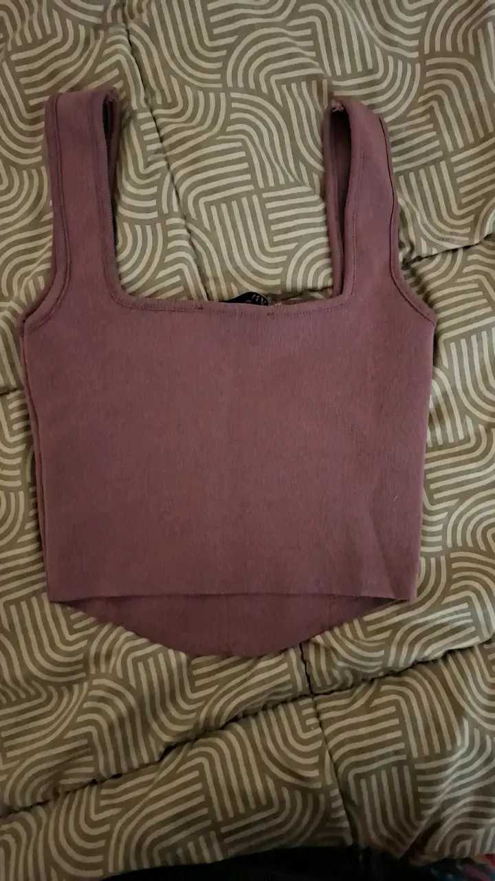 Top morado sin mangas Zara - 2