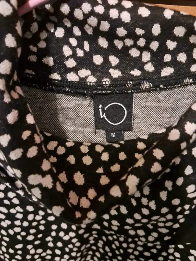 Polera de manga larga con diseño de puntos - 3
