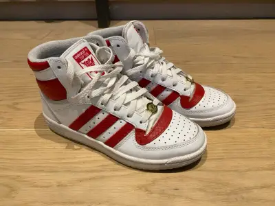 Zapatillas Adidas Top Ten Hi Blancas y Rojas - miniatura 1