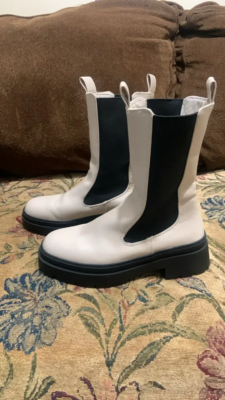 Botas blancas con suela gruesa 38 - 2