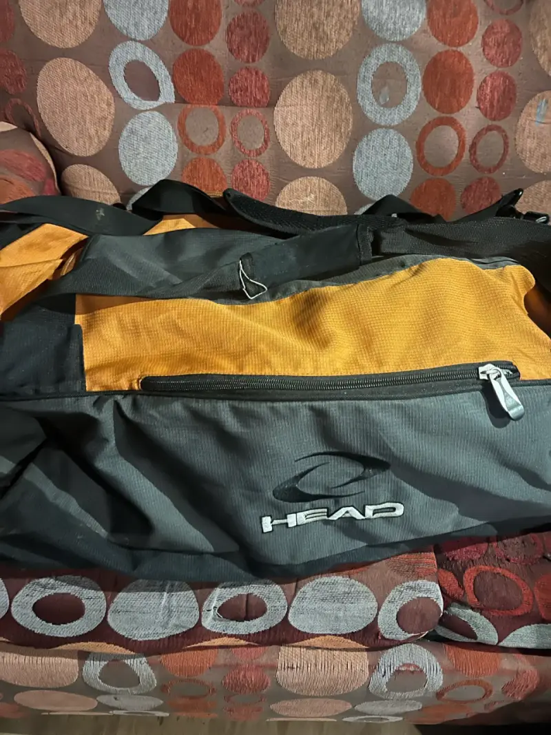Bolso deportivo Head naranja y negro - 2
