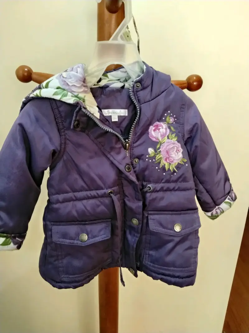 Chaquetón de niña morado como nuevo talla 12 meses - 3