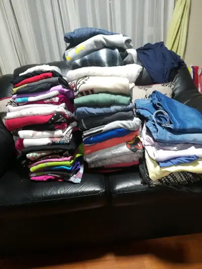 Lote de ropa variada para  niñas, niños 5 a 10 año - miniatura 1