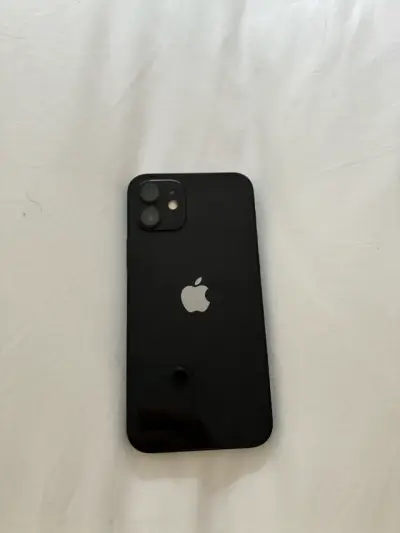 iPhone 12 en buen estado con batería al 87% - miniatura 2
