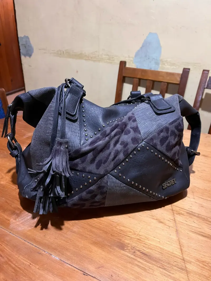 Bolso de marca secret - 2