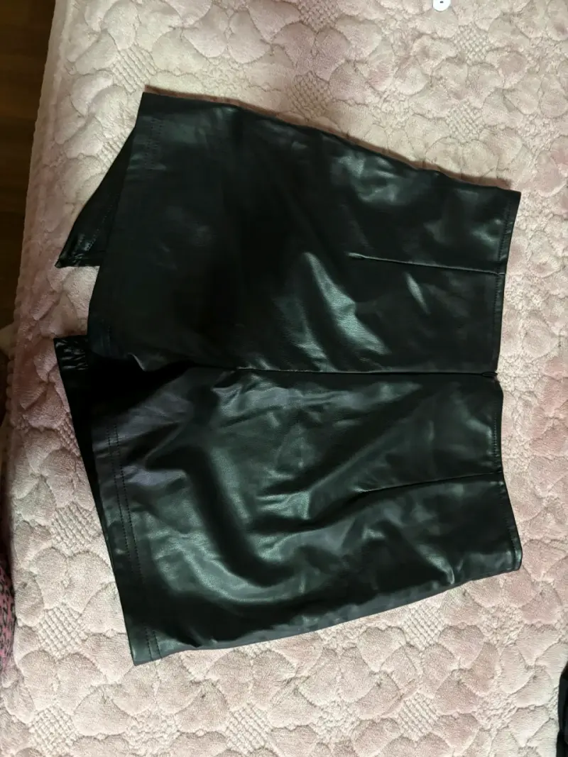 Falda short ecocuero - 2