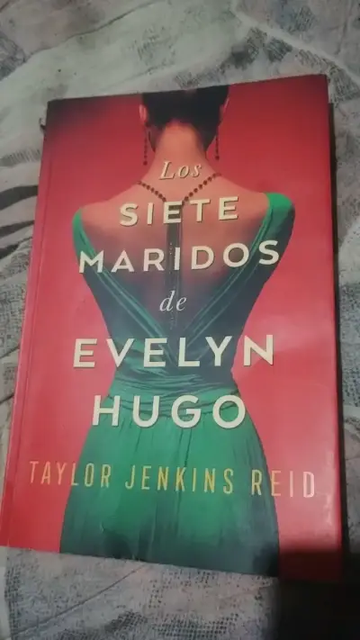 Libro Los Siete Maridos de Evelyn Hugo - miniatura 1