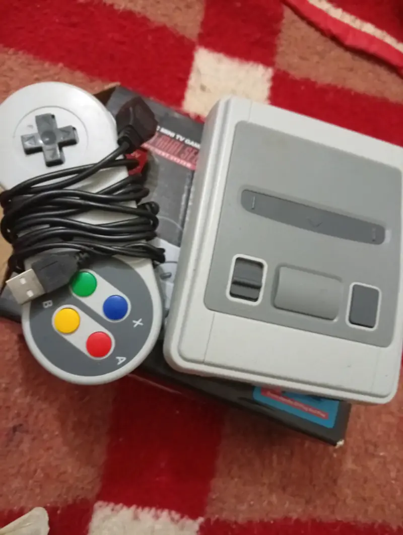 Consola Retro Super Mini SFC con 620 Juegos - 2