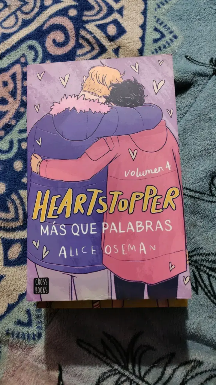 Colección de libros Heartstopper de Alice Oseman - 4
