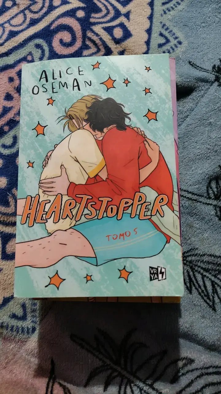 Colección de libros Heartstopper de Alice Oseman - 5