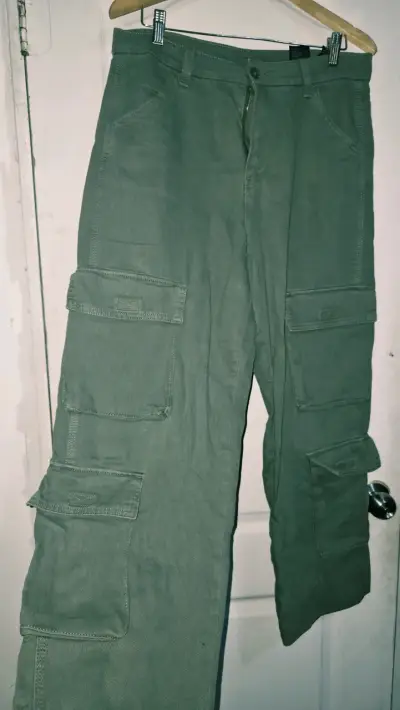 Pantalones cargo verdes H&M 40 - miniatura 1