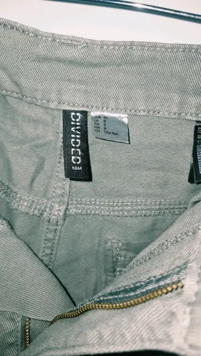 Pantalones cargo verdes H&M 40 - miniatura 2