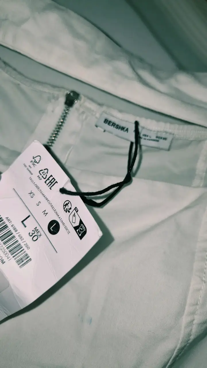 Blusa blanca manga larga Bershka L - 2