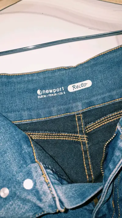 Jeans rectos azul oscuro Newport para mujer - miniatura 2