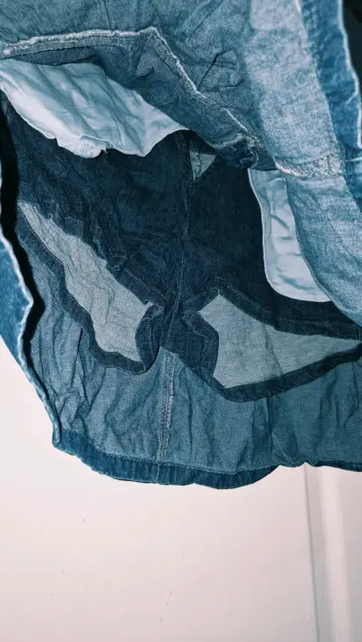 Falda short de mezclilla azul talla 42 - miniatura 2