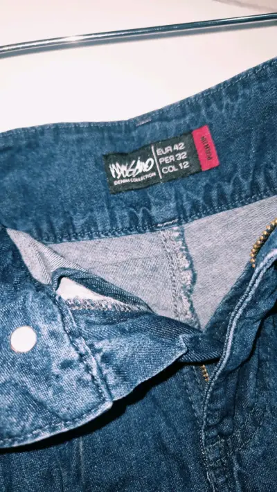 Falda short de mezclilla azul talla 42 - miniatura 3
