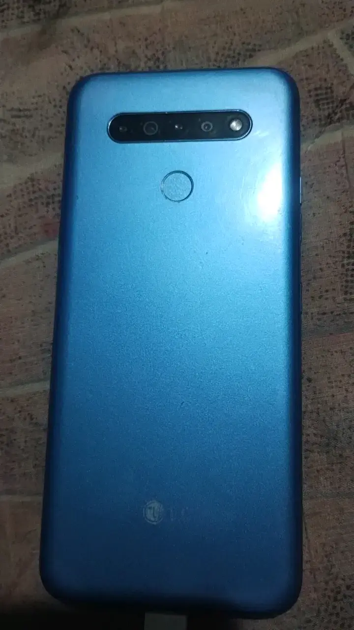 Smartphone LG azul con pantalla táctil - 2