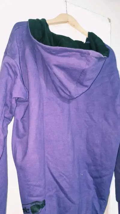 Polerón con capucha NTRL morado estampado XL - miniatura 4