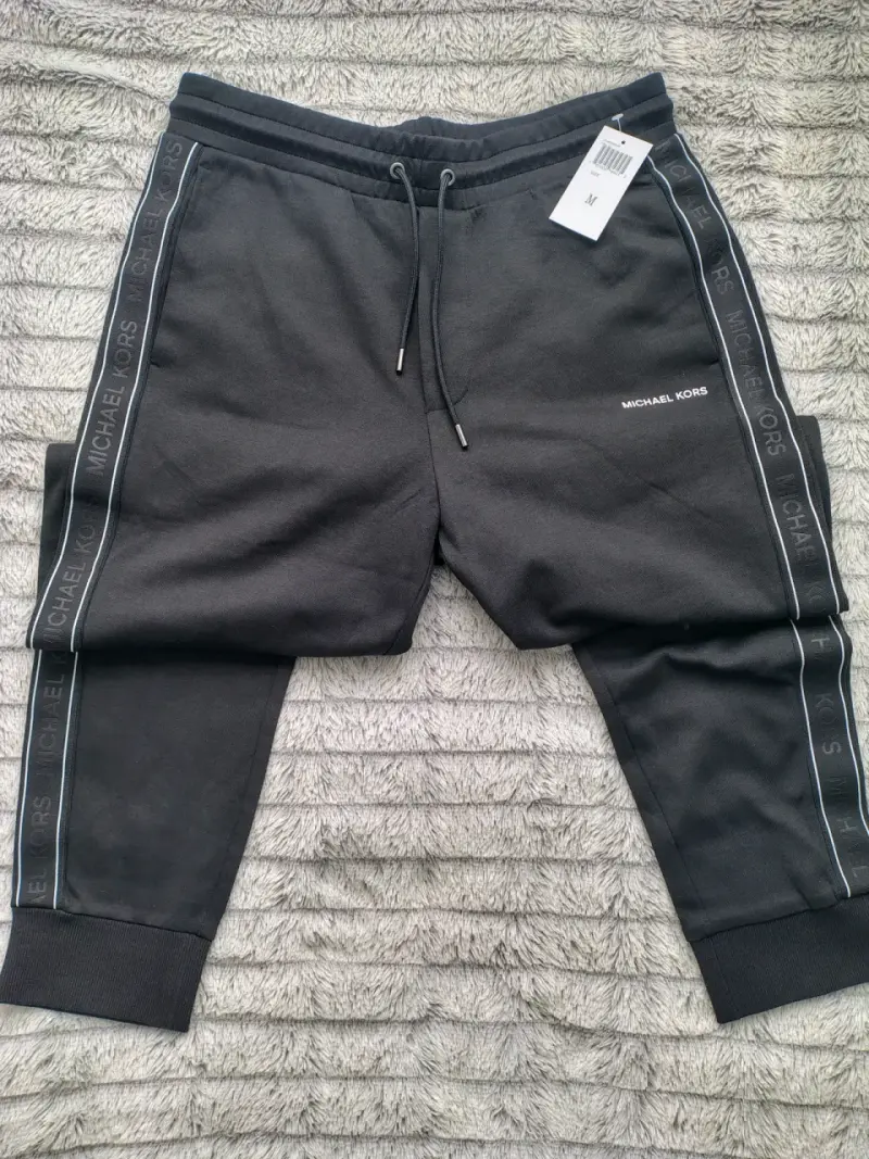 Pantalones de buzo Michael Kors negros para homb