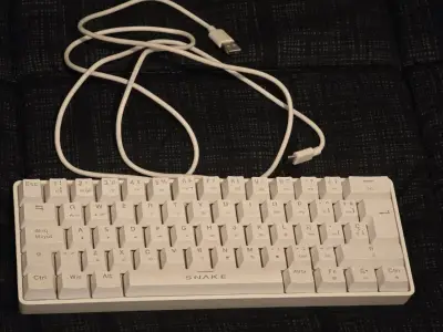 ⌨️🎮 Teclado Mecánico Vipera SN690 🎮⌨️ - miniatura 1