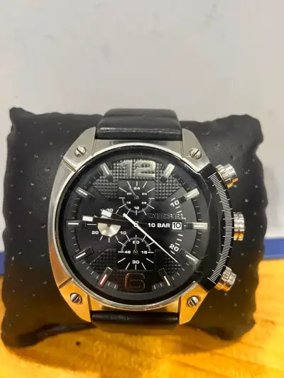 Reloj Diesel cronógrafo negro con caja original - miniatura 2