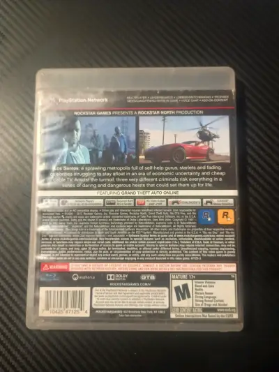 Juego PS3 Grand Theft Auto V en buen estado - miniatura 2