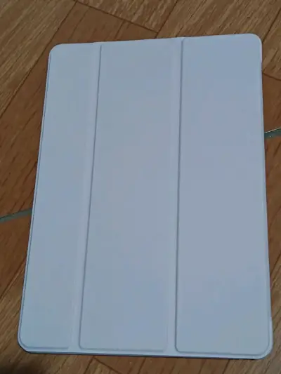 Funda magnética color rosado palo para tablet - miniatura 1