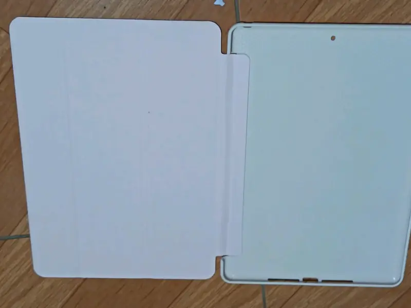 Funda magnética color rosado palo para tablet - 3